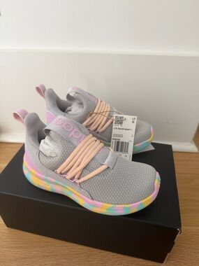 NWT Adidas Lite Racer Size 11T